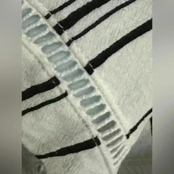 L.A. Hearts Striped Romper (R6) - Picture 5 of 10